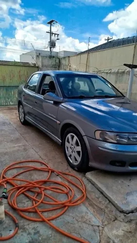 Chevrolet Vectra GLS/ Challenge 2.2 MPFI 16V 2001