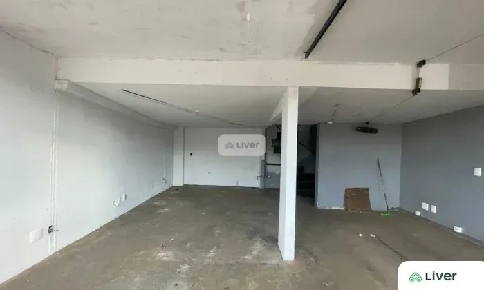 Lojas e Sobrelojas 68 e 69