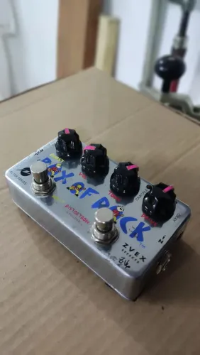 Pedal zvex box of rock distortion over drive boost fuzz