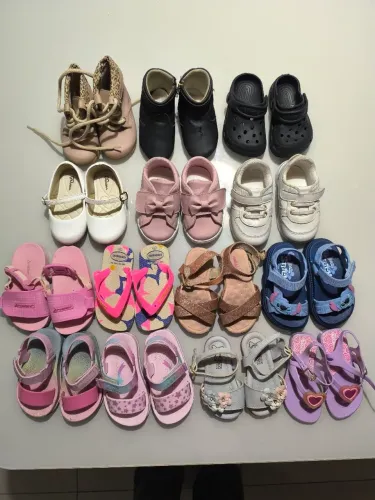 Lote Sapatos bebê menina 15 pares
