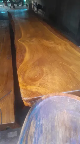 Mesa e Banco de madeira