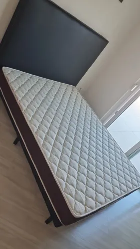 Cama