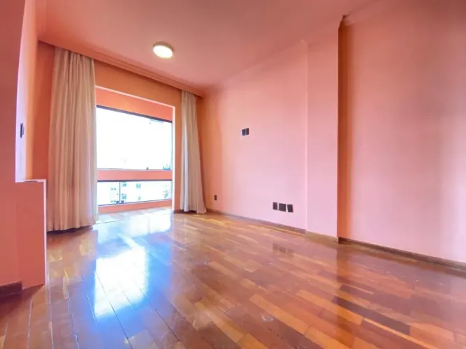 Apartamento 3 quartos (1 suíte), frente, 1 vaga ao lado do Shopping Betânia Point