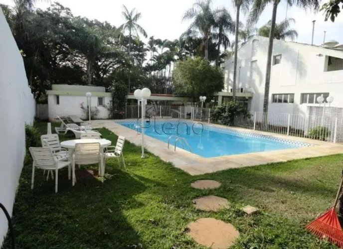 Sobrado à venda em Campinas, Nova Campinas, com 5 quartos, com 628 m²