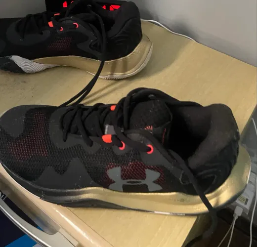 Tênis Under Armour