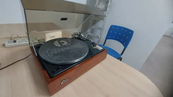 Clássico Toca Discos SANSUI SR-1050C Raridade