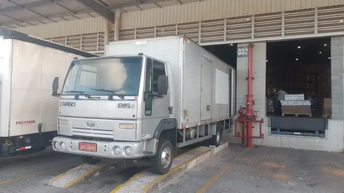 Faço fretes e Mudanças para todo o Brasil