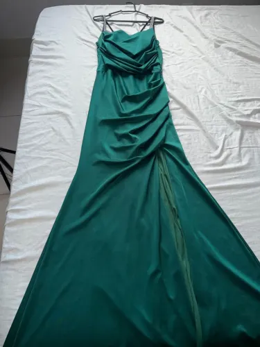 Vestido longo de festa verde escuro