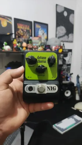 Pedal Detune Chorus Nig em perfeitas condições