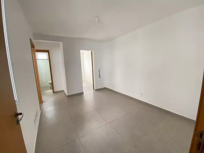 Imóvel para aluguel tem 45 metros quadrados com 2 quartos em Paciência - Sabará - MG