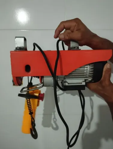 Guincho talha elétrico 150/300kg para construção civil