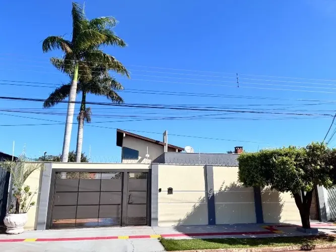 CASA 3 SUÍTES ALTO PADRÃO