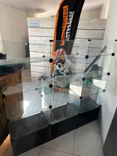 Vendo Vitrines no preço pra ir embora hoje