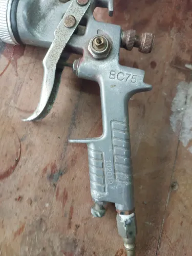 Pistola de pintura HVLP Steula BC75 com bico de 1.4mm