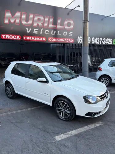 Volkswagen Golf Sportline 1.6 MI Total Flex 8V 4P 2013