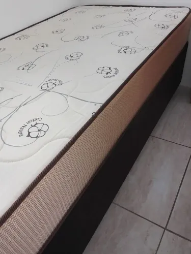 Conjunto de cama com dase separado de solteiro