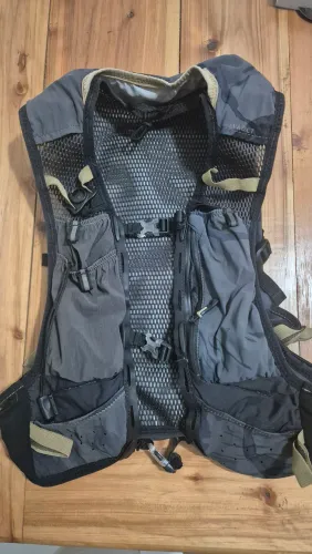 Mochila/Colete de Hidratação Evadict