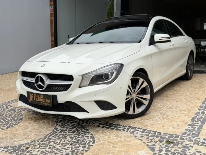 Mercedes-Benz CLA-200 Vision 1.6 TB 16V Flex Aut. 2015