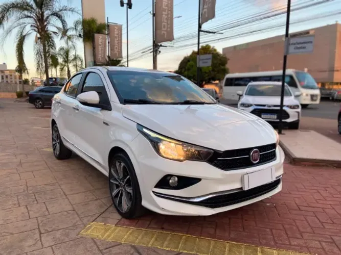 Fiat Cronos Precision 1.8 16V Flex Aut. 2019
