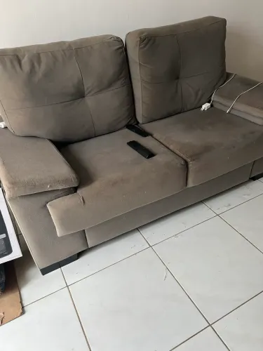 Sofá 2 lugares 1.60