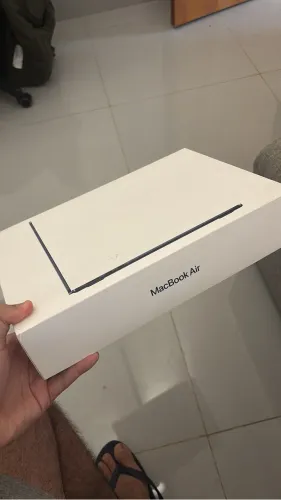 Caixa Macbook Air M2