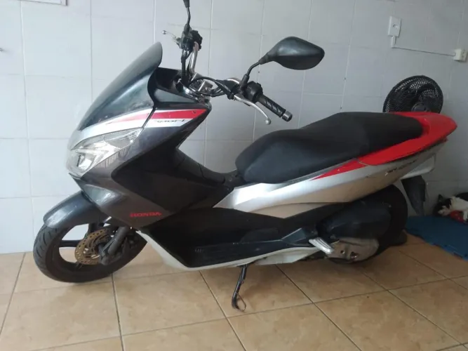 Vendo Honda pcx 150 Sport