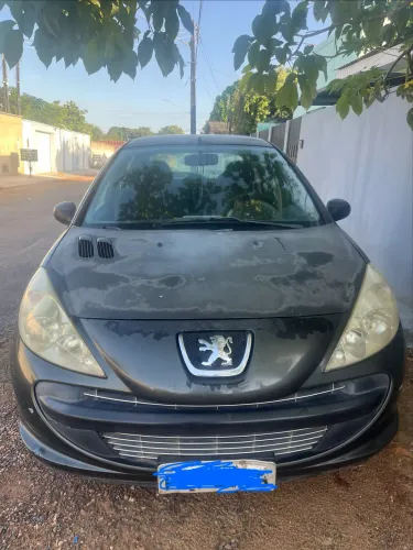 Peugeot 207 XR 1.4 Flex 8V 3P 2011