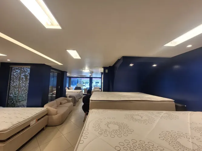 ALugo Ponto Comercial Térreo na Generalissimo prox a Antônio Barreto no UMARIZAL