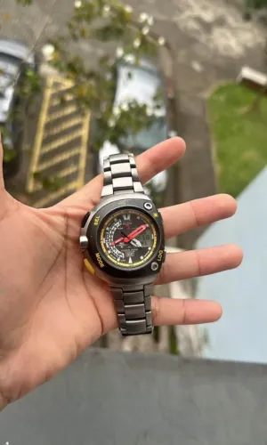 Citizen Meia Lua Titanium