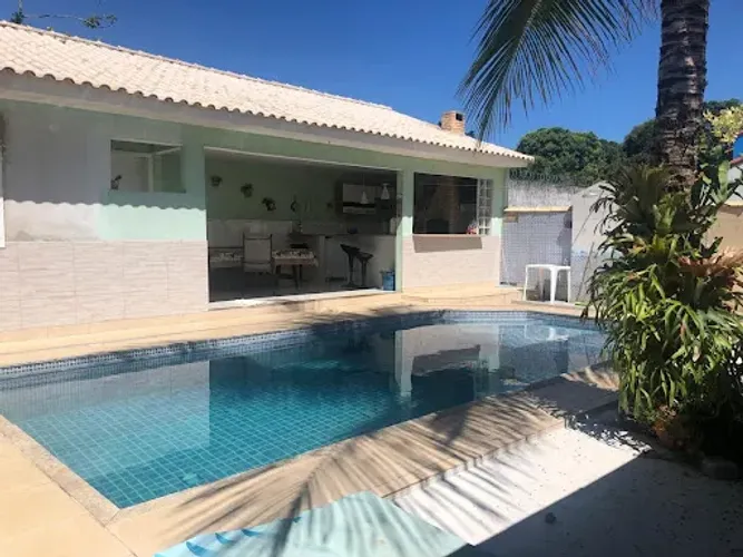 Casa com 4 quartos para alugar, 348 m² - Ponta Grossa - Maricá/RJ