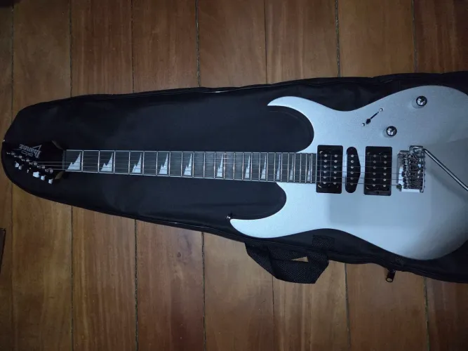 Guitarra Ibanez