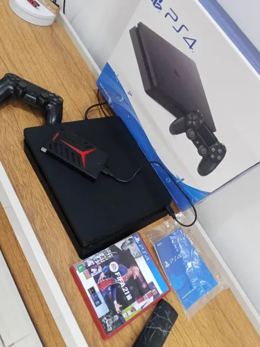 Ps4 slim 1Tb ( DES.BLO.QUE.A.DO )
