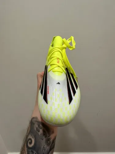 Adidas Predador ELITE Tamanho 41 (US 9.5)