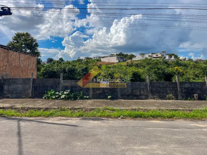 Lote residencial/comercial 990 m² em Belvedere, Divinópolis Com projeto de 70 apartamento