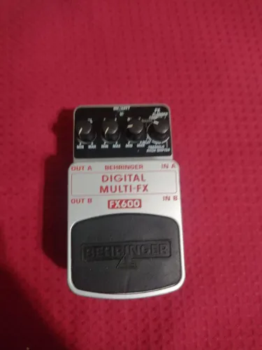 Behringer digital multi-fx (sem caixa)