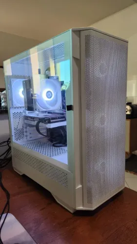 PC Gamer Ryzen 7 5800X3D (SOMENTE VENDA)