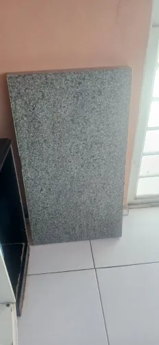 Vendo uma pedra de granito 90 por 49
