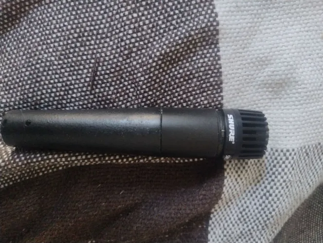Em perfeito estado, usado apenas para algumas gravações