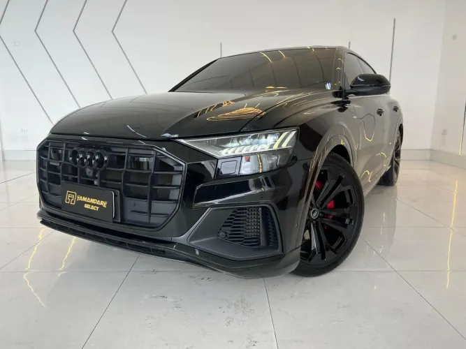 Audi Q8 E-tron Performance Black (elétrico) 2022