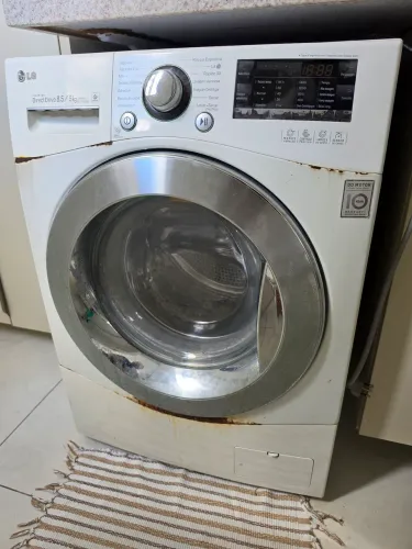 Lava e seca LG 8,5kg para retirada de peças