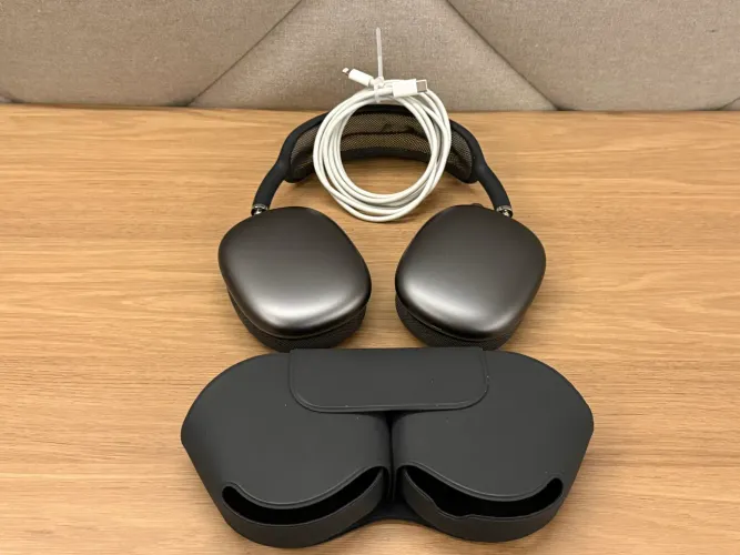 AirPods Max Apple Original Cinza-Espacial com Smart Case