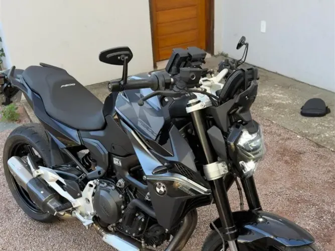 BMW F 900 R SPORT PLUS TRIPLE BLACK