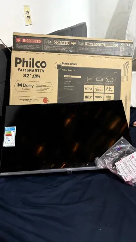 TV Philco Roku TV LED 32? - Nova