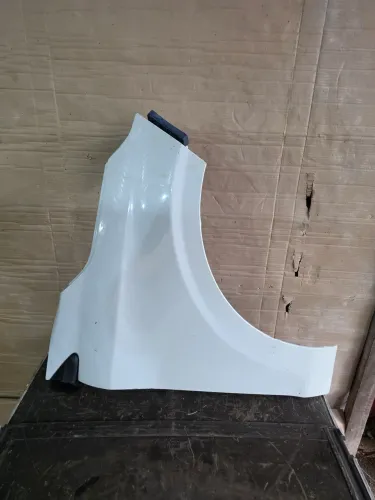 PARALAMA L/D FIAT ARGO E CRONUS 2017 A 2023 ORIGINAL