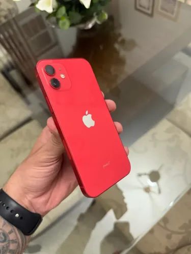 iPhone 12 todo original e em estado de novo