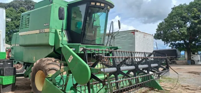 Colheitadeira John Deere 1175 Hydro 