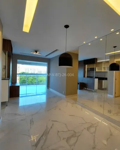 Apartamento reformado 2 suítes à venda na Barra da Tijuca | Alphagreen Residence Club