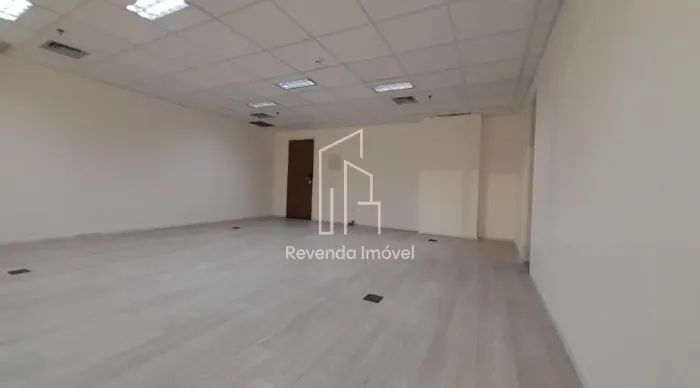 Alugue agora sua sala comercial no coração de Barueri, em Dezoito do Forte Empresarial/Alp