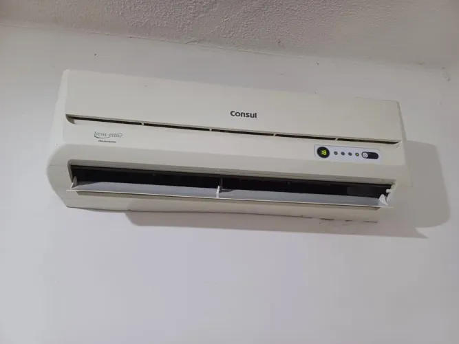 Ar condicionado quente/frio- Consul