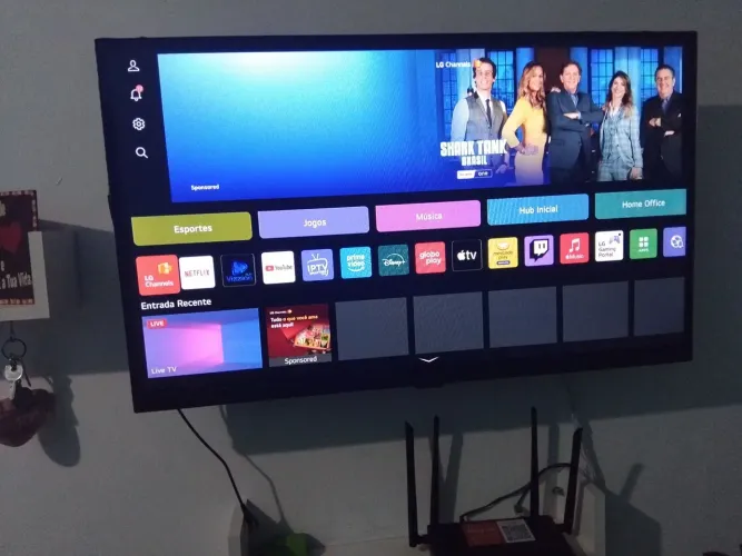 Tv smart 42 LG , nova .